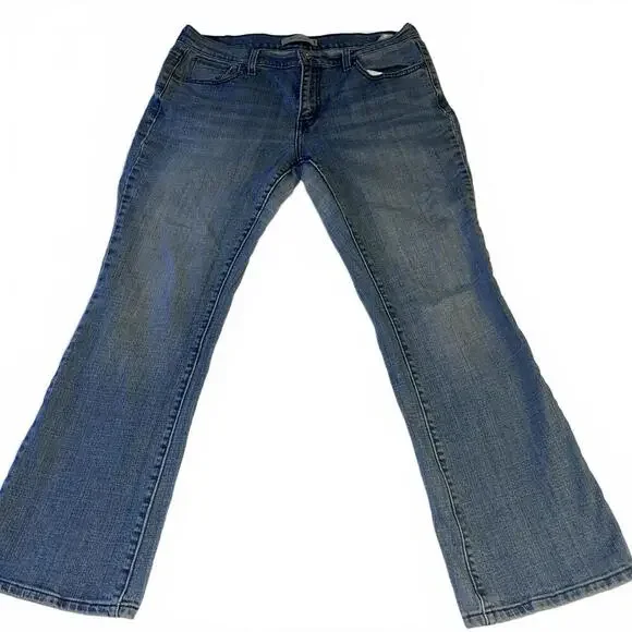 Levi's Bootcut 515 Jeans Classic Blue Denim Light Wash Woman’s Size 12 S/C - Picture 1 of 8